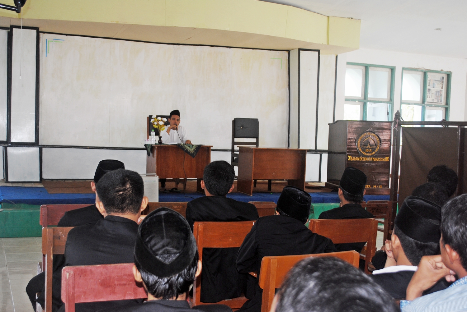 Rektor IDIA dalam acara Workshop Keguruan