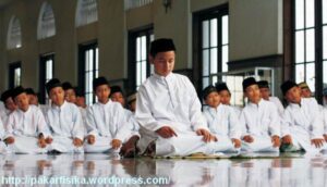 sholat_jamaah_pakarfisika