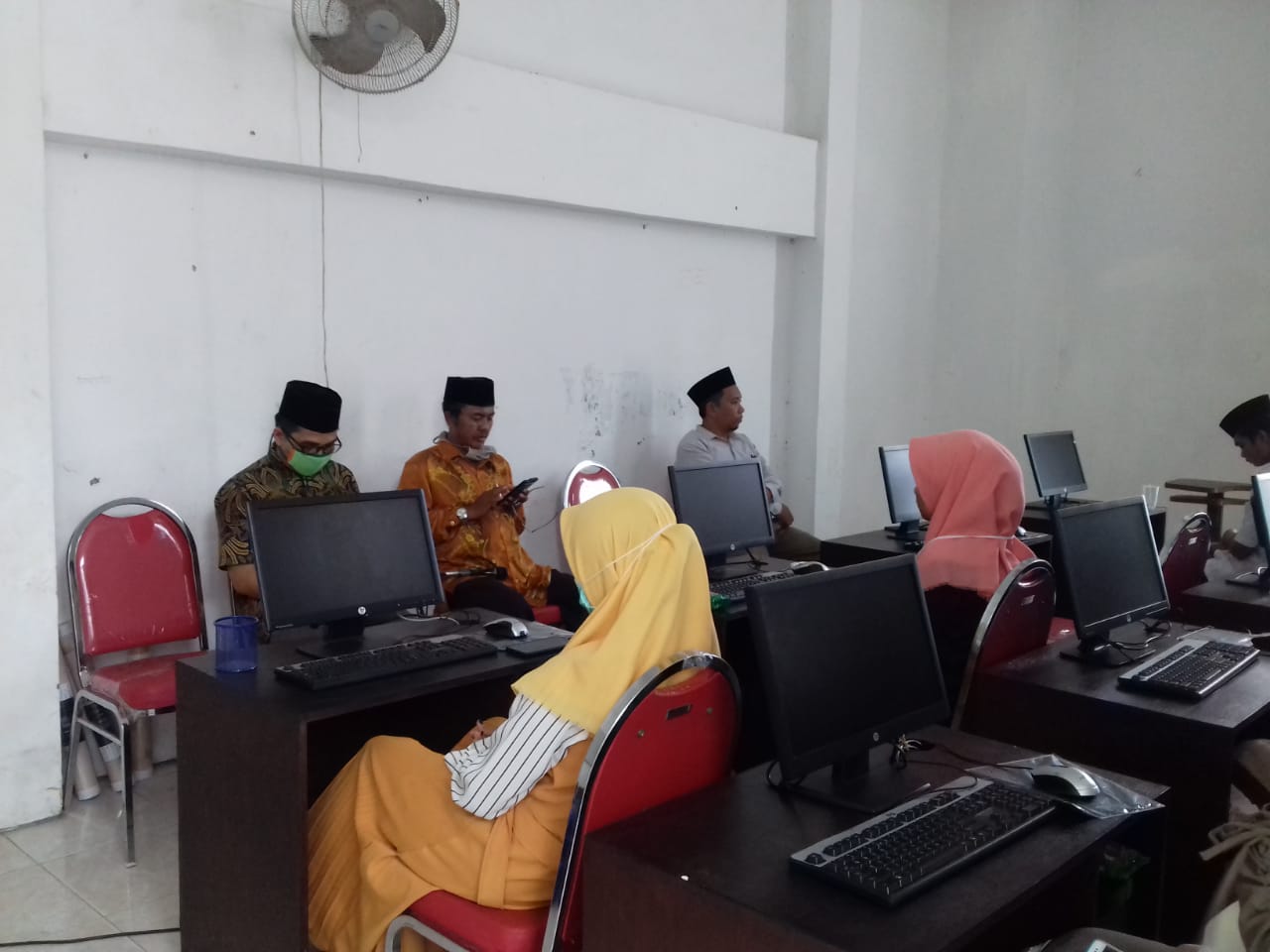SILATURRAHIM FUNGSIONARIS IDIA Prenduan BERSAMA MAHASISWA BARU PROGRAM REGULER