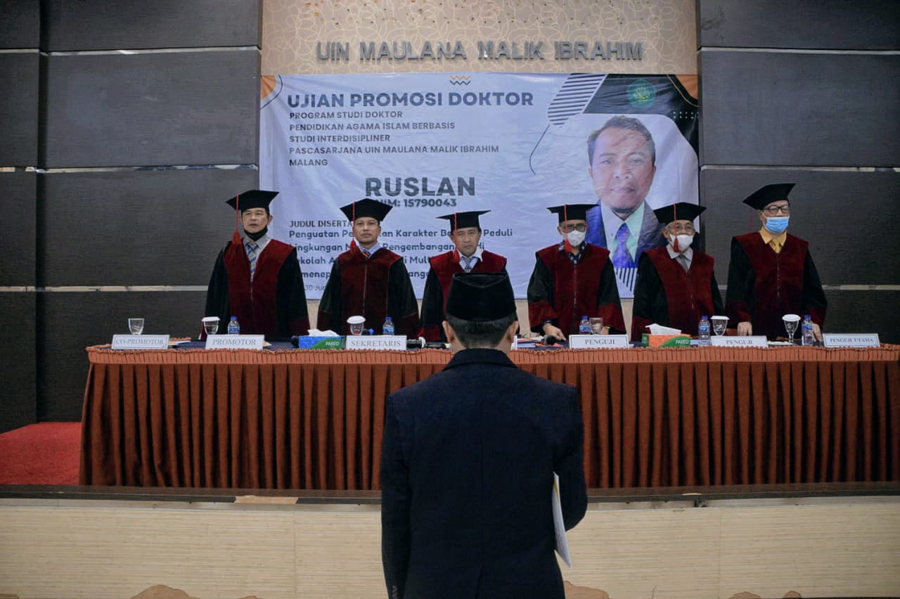 IDIA PRENDUAN KEMBALI MENAMBAH BARISAN DOSEN BERGELAR DOKTOR