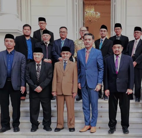 Kunjungan KH. Dr. Ahmad Fauzi Tidjani dan Pimpinan Gontor ke KBRI Mesir: Minta agar Proses Pendaftaran di berbagai Universitas di Mesir Difasilitasi