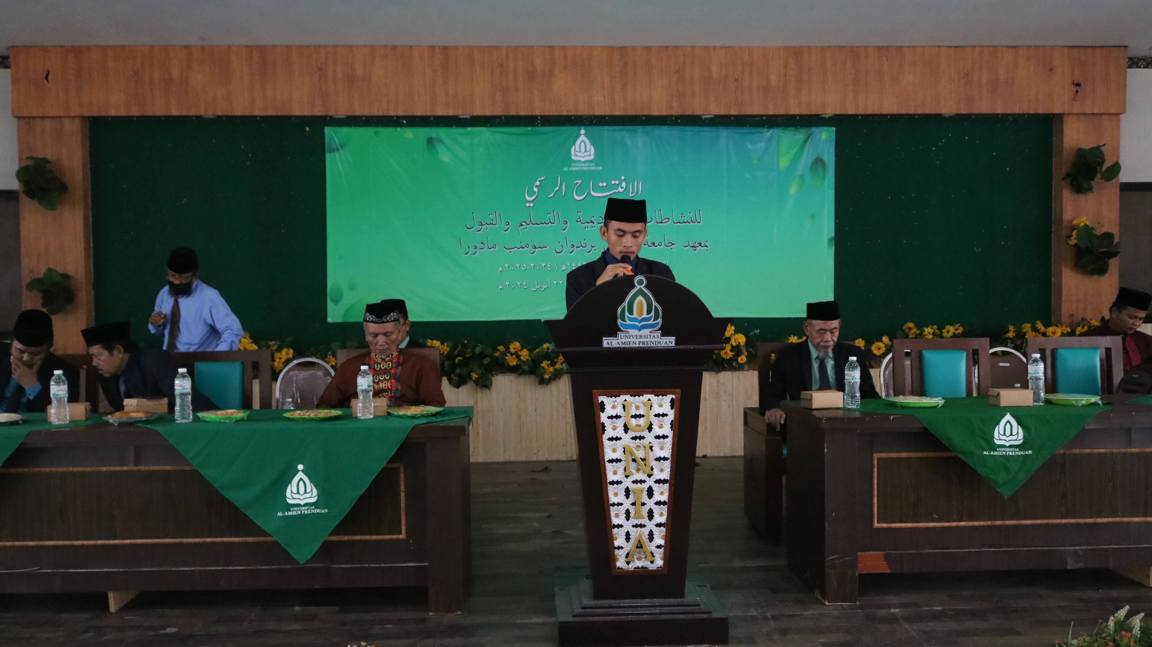 UNIA Prenduan Melangsungkan Pembukaan Akademik Kepondokan dan Serah Terima Jabatan Fungsionaris Pengabdian