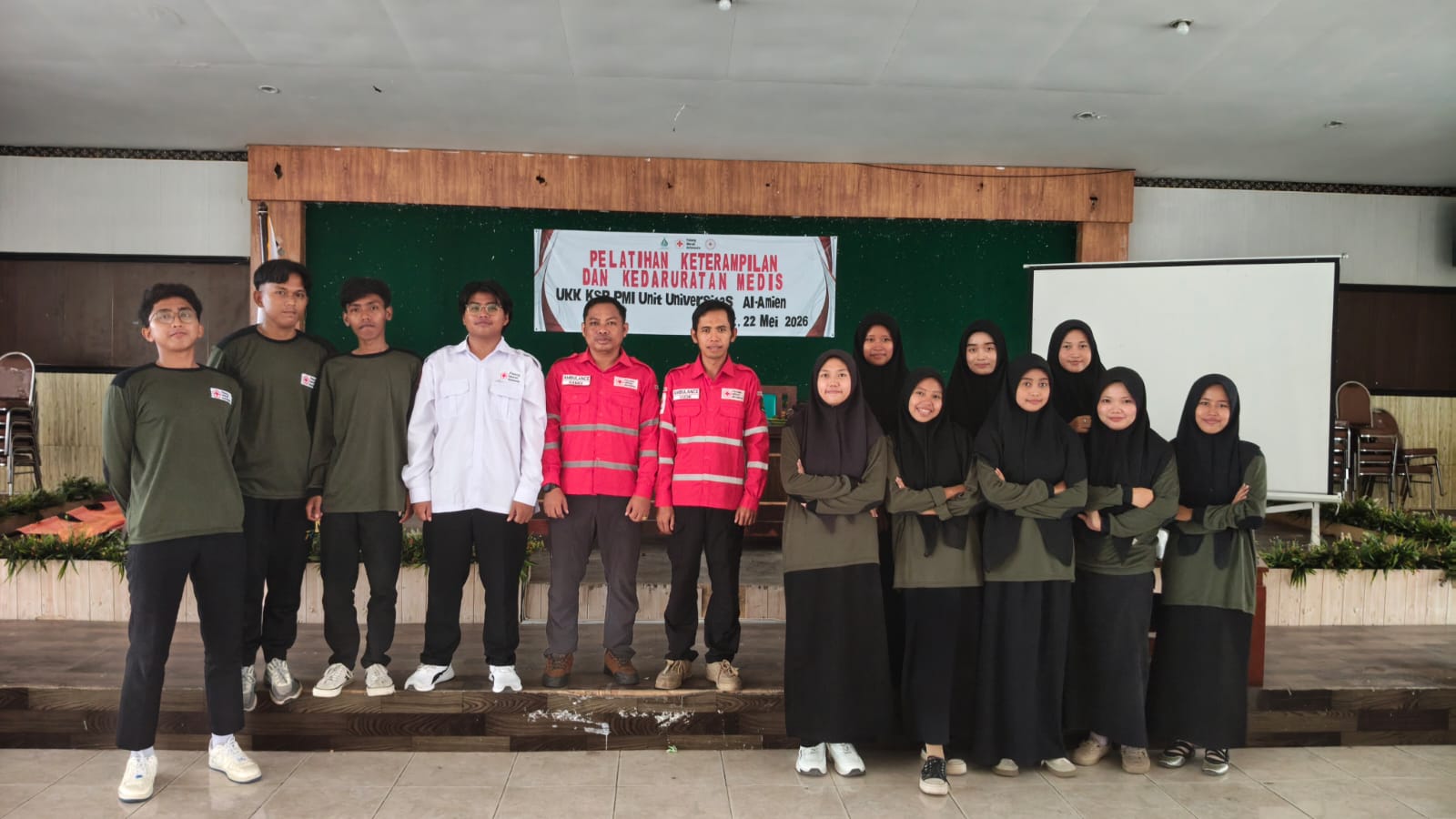 Pelatihan Keterampilan dan Kedaruratan Medis UKK KSR PMI Unit UNIA Prenduan