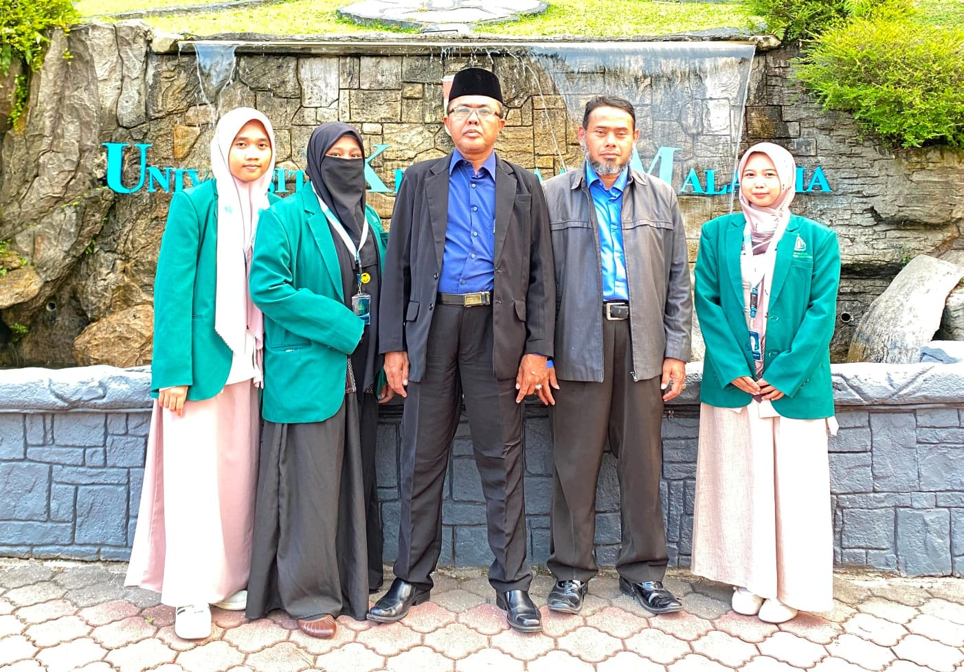Belajar Tak Lagi Berbatas: Tiga Mahasiswi UNIA Jalani International Undergraduate Program di Kuala Lumpur